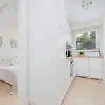 Lejlighed Przytulny Z Balkonem I Klimatyzacja By Renters