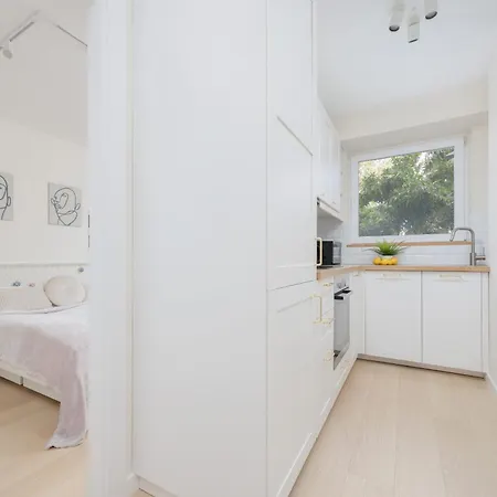 Lägenhet Przytulny Z Balkonem I Klimatyzacja By Renters